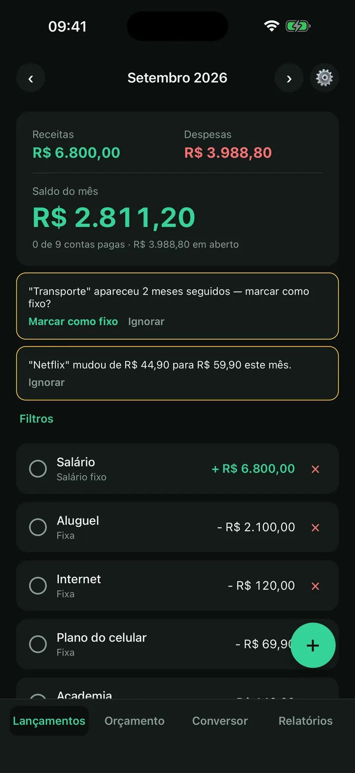 A mesma tela do Organizador de Finanças no tema escuro